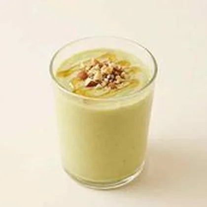 Avocados with milk, nuts and honey