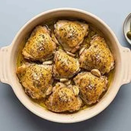 Chicken with wild thyme Fakharia